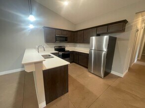 1417-1421 N Glancey St in Andover, KS - Building Photo - Building Photo