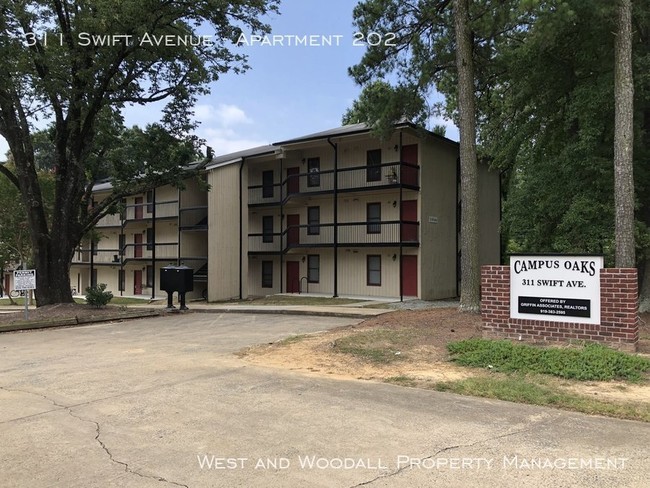 311 Swift Ave-Unit -Apartment 202 in Durham, NC - Building Photo - Building Photo