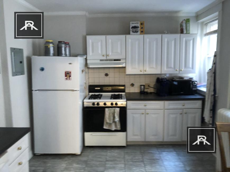 96 Strathmore Rd in Boston, MA - Building Photo
