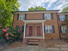 268 Southcircle Dr NW in Concord, NC - Building Photo