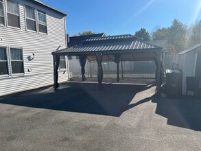 326 Eastern Ave in Augusta, ME - Building Photo - Building Photo