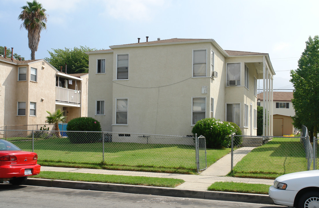 1740-1746 Scott Rd in Burbank, CA - Building Photo