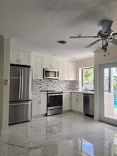 3909 NW 17th Terrace in Oakland Park, FL - Building Photo - Building Photo