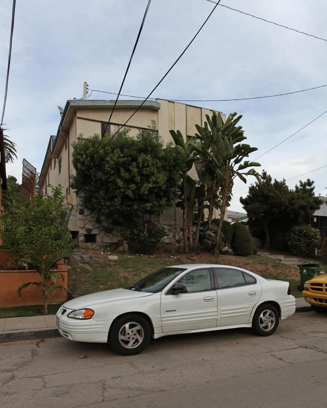 1541 Baxter St in Los Angeles, CA - Building Photo - Building Photo