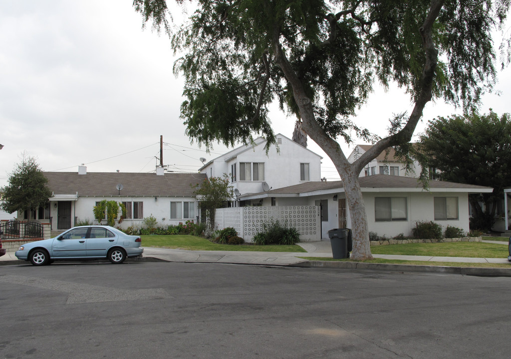 1475 W 157th St in Gardena, CA - Building Photo