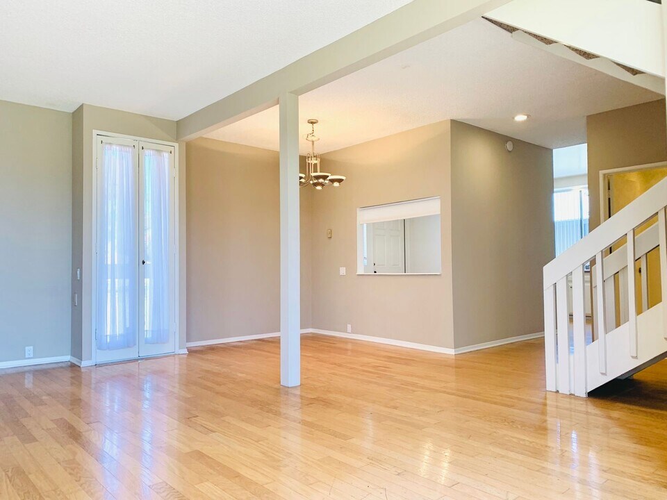 7327 Draper Ave in San Diego, CA - Building Photo