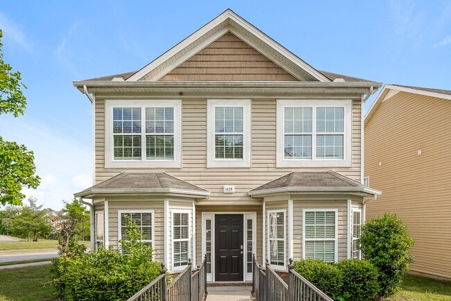 property at 1428 Sprucedale Dr
