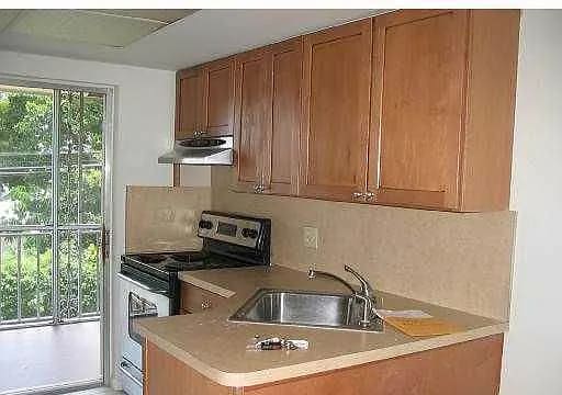184 NW 4th Ave, Unit A in Boca Raton, FL - Building Photo - Building Photo