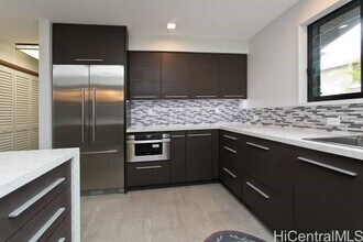 4103 Kahala Ave in Honolulu, HI - Building Photo - Building Photo