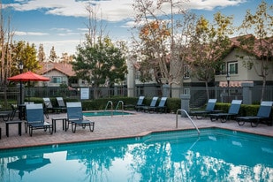 Le Med Apartments