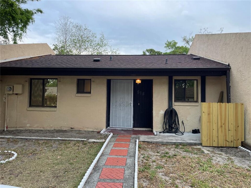 515 Bristol Dr in Altamonte Springs, FL - Building Photo