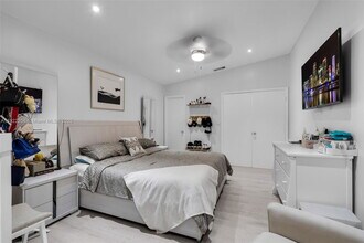 15452 SW 50th Terrace in Miami, FL - Building Photo - Building Photo