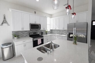 21018 Milazzo Pk Trl in Tomball, TX - Building Photo - Building Photo