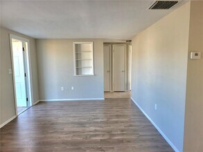 4004 Grayton Dr in New Port Richey, FL - Building Photo - Building Photo