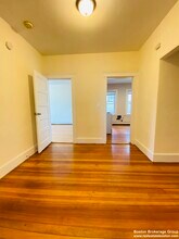 7 Hesston Ter, Unit 2 in Boston, MA - Building Photo - Building Photo