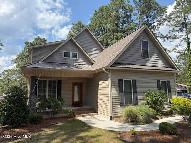property at 175 Skyline Manor Rd