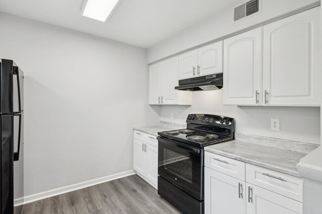 Roselea Manor Apartments