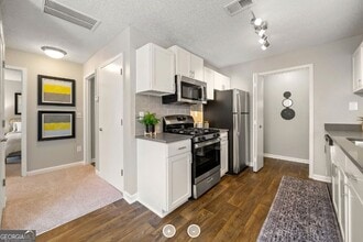 8085 Adair Ln, Unit 2408 in Sandy Springs, GA - Building Photo - Building Photo
