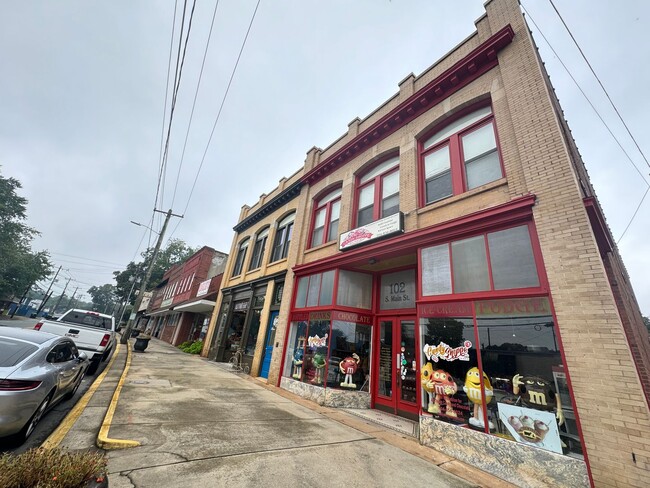 property at 104 S Main St
