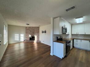 903 Fieldwood Dr in Austin, TX - Building Photo - Building Photo