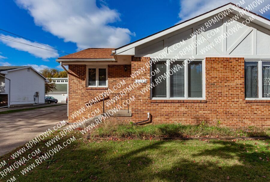 1022 Williams St in Des Moines, IA - Building Photo