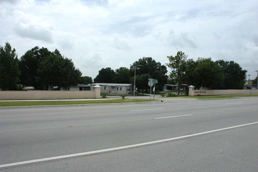 5025 US Highway 98 in Lakeland, FL - Building Photo