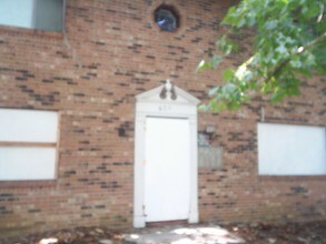 501 Barnett Rd in Columbus, OH - Foto de edificio - Building Photo
