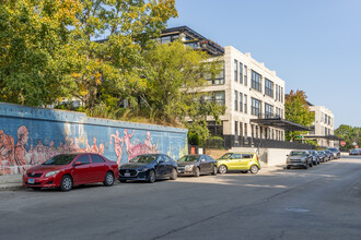 University Commons III in Chicago, IL - Building Photo - Building Photo