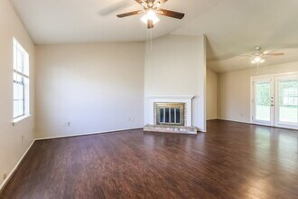 2674 Lark in Humble, TX - Building Photo - Building Photo