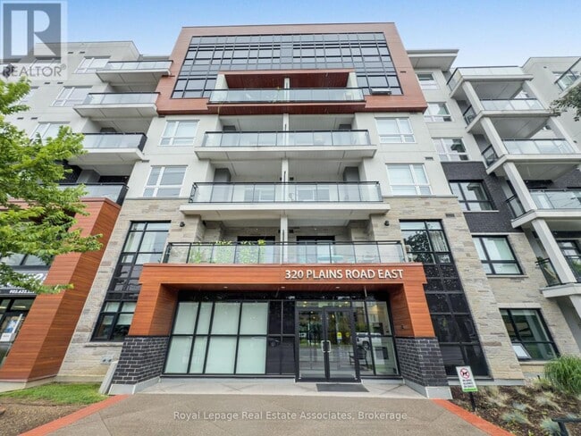 property at 320-320 Plains Rd E