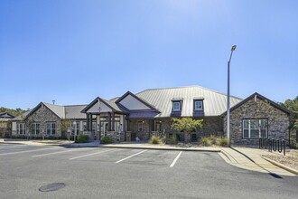 Evergreen at Southwood in Tallahassee, FL - Foto de edificio - Building Photo