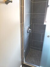 1064 W Thorndale Ave in Chicago, IL - Building Photo - Building Photo