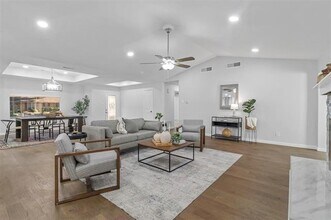 3212 Altman Dr in Dallas, TX - Building Photo - Building Photo