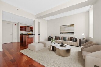 150 Cambridge St, Unit A307 in Cambridge, MA - Foto de edificio - Building Photo