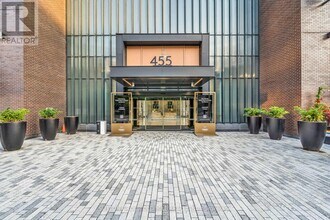 455 Wellington St W in Toronto, ON - Building Photo - Building Photo