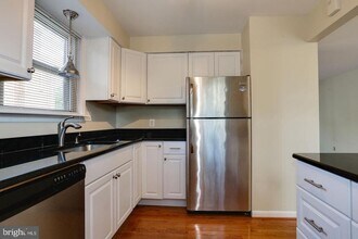 4510 Washington Blvd in Arlington, VA - Building Photo - Building Photo