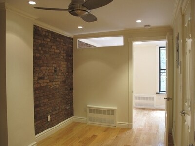 521 E 5th St in New York, NY - Building Photo