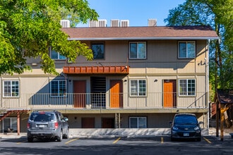 SLICK ROCK APARTMENTS in Grand Junction, CO - Building Photo - Building Photo