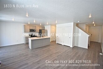 1833 N Blue Iris Ave in Tooele, UT - Building Photo - Building Photo