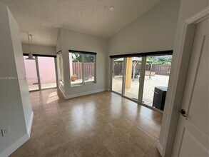 15448 SW 143rd Terrace in Miami, FL - Building Photo - Building Photo