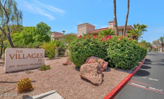 property at 9445 N 94th Pl