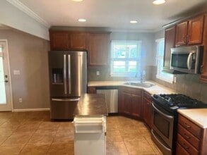 4520 Pine Tree Cir in Vestavia Hills, AL - Building Photo - Building Photo