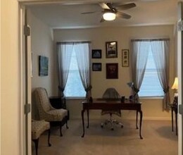 10429 MacFarlane Pl in Palmetto, FL - Foto de edificio - Building Photo