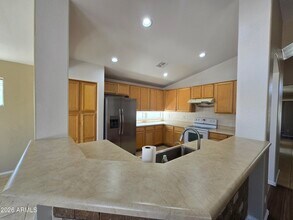 1074 E Cathy Dr in Gilbert, AZ - Building Photo - Building Photo