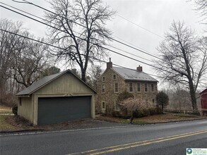 3686 Lower Saucon Rd in Hellertown, PA - Building Photo - Building Photo