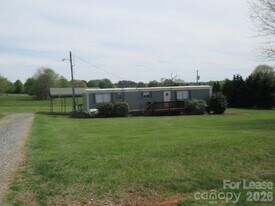 3487 Avery Rd in Lincolnton, NC - Building Photo