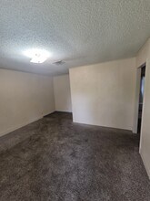 403 W Dewey Ave in Orange, TX - Building Photo - Building Photo