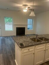 3701 Abbey Wy in Gainesville, GA - Foto de edificio - Building Photo