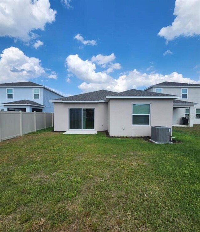 208 Acorn Rd in Haines City, FL - Building Photo - Building Photo