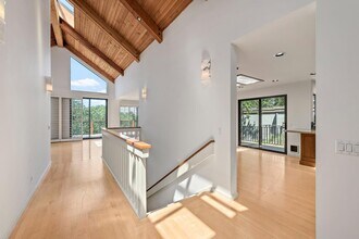 5 Franciscan Ridge in Portola Valley, CA - Building Photo - Building Photo